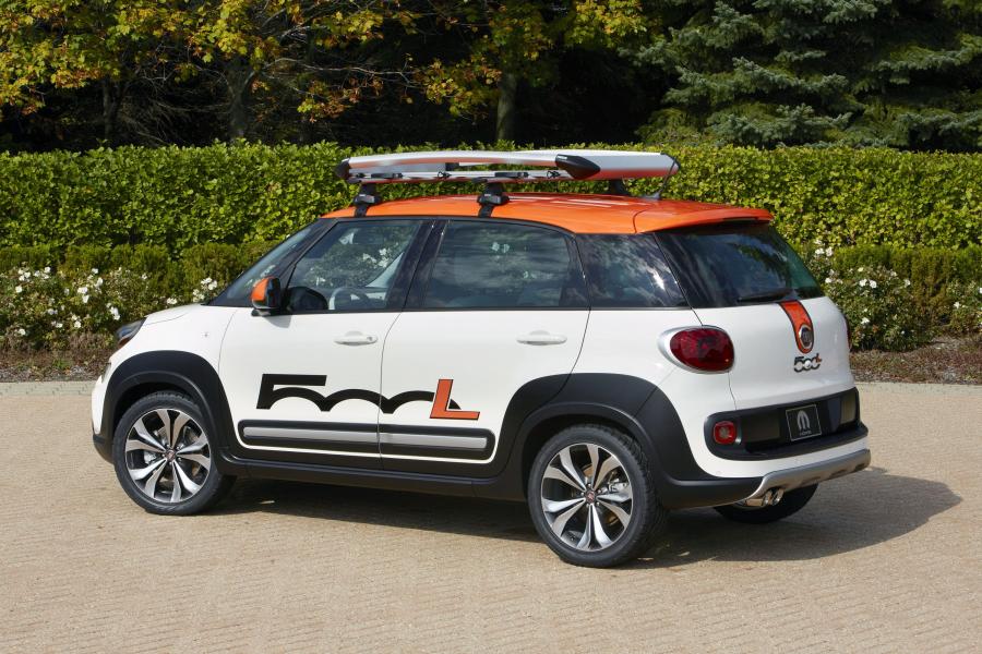 Fiat 500L Adventurer 2013 года  (фото 2 из 3)